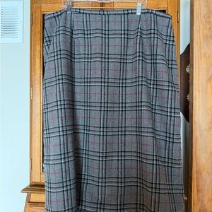 Sag Harbor Gray and Red Plaid Pencil Skirt